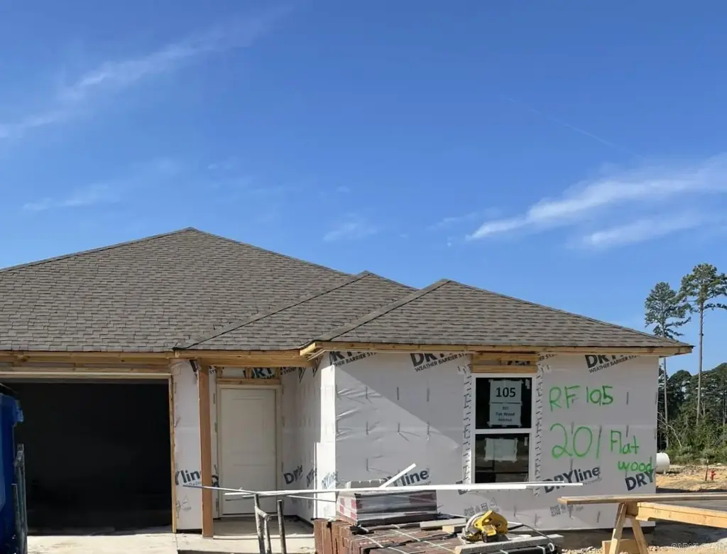 201 Flat Wood Avenue, Benton