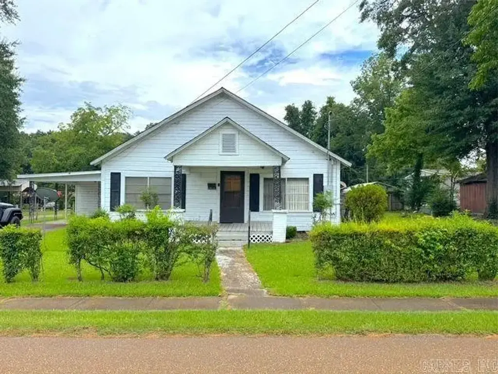 1513 Main Street, Arkadelphia