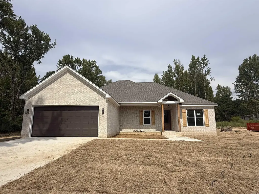 250 Garrison Road, Greenbrier