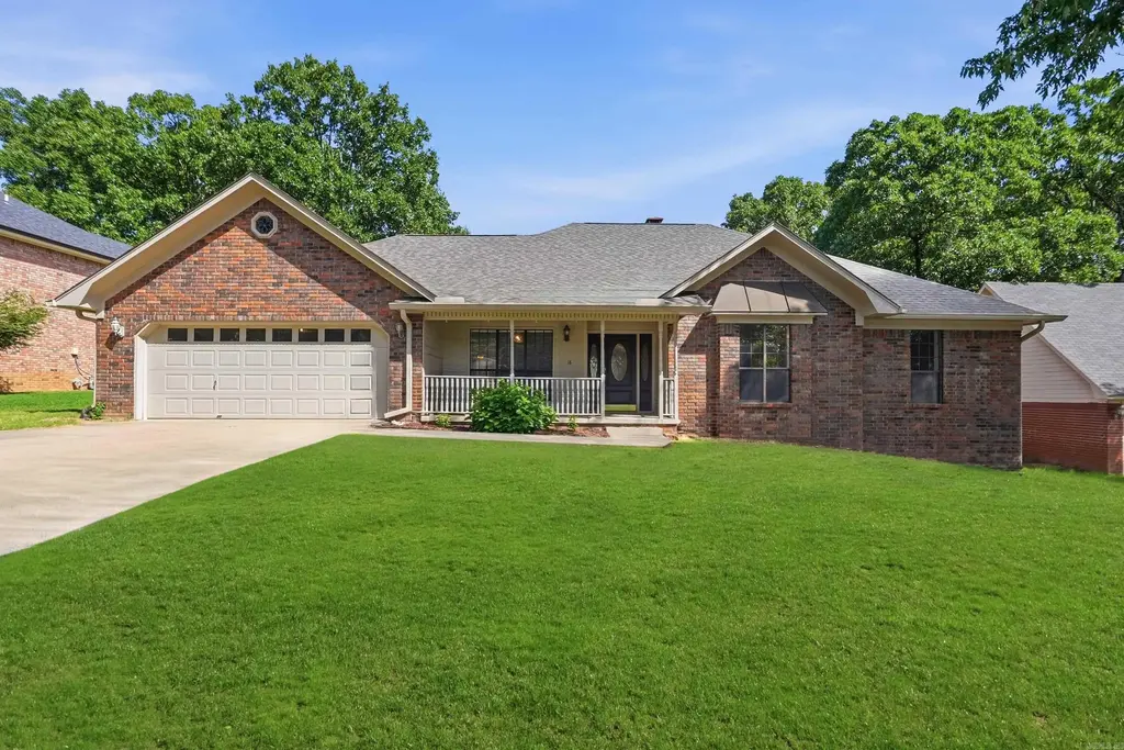 18 Blue Mountain Dr, Maumelle