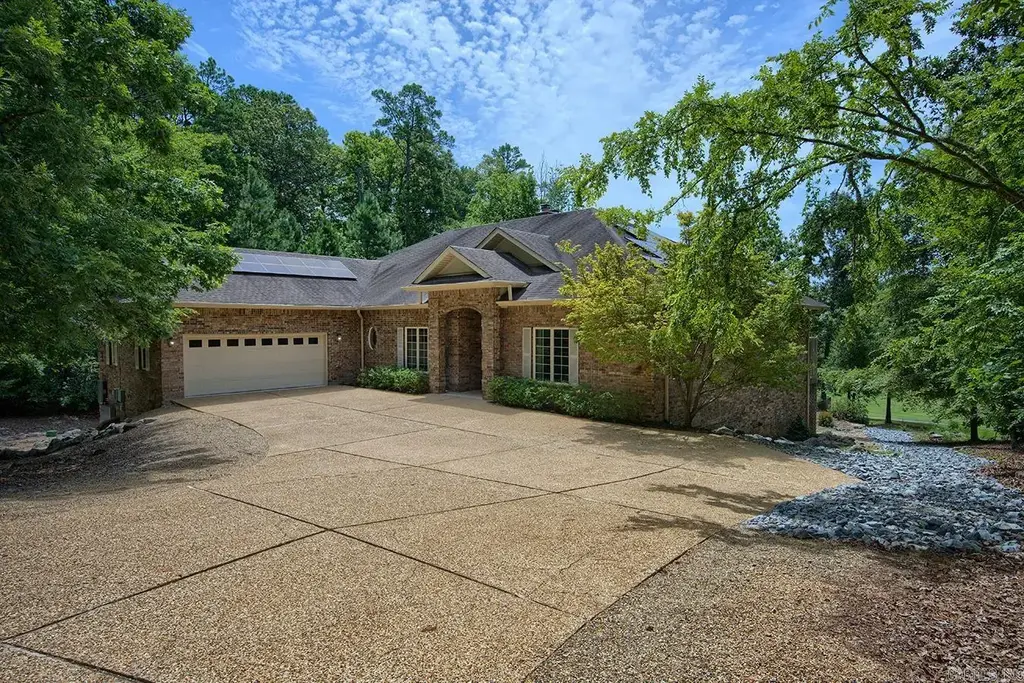 3 Nina Trace, Hot Springs Village