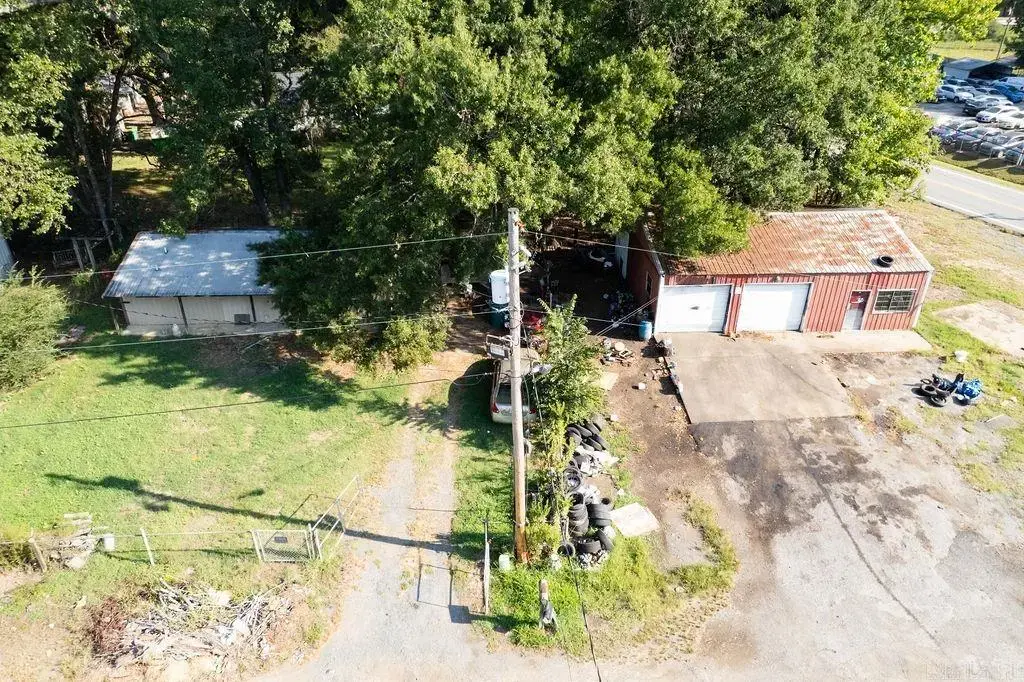7002 & 7008 W Holtdale Lane, North Little Rock
