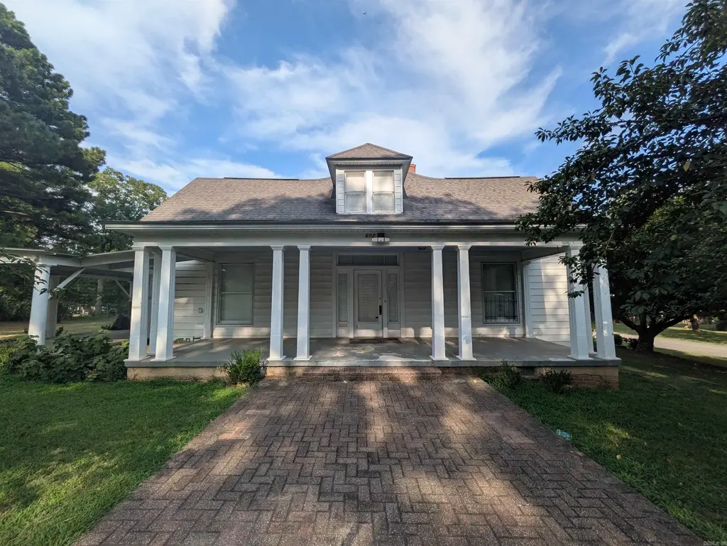 602 Avenue 2 Ne, Atkins
