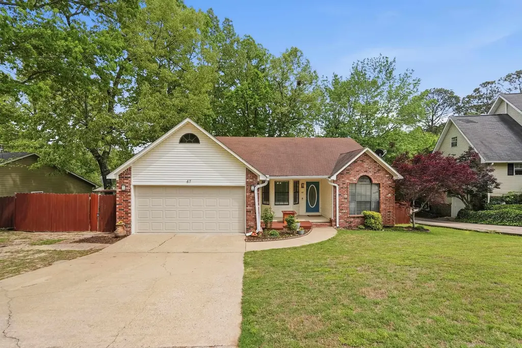 47 Neal Cove, Bryant
