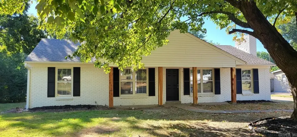 1815 W College Blvd, Jonesboro