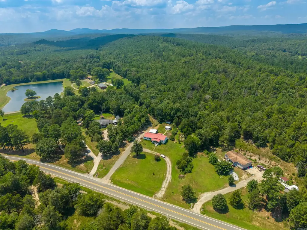 9917 Highway 128, Malvern