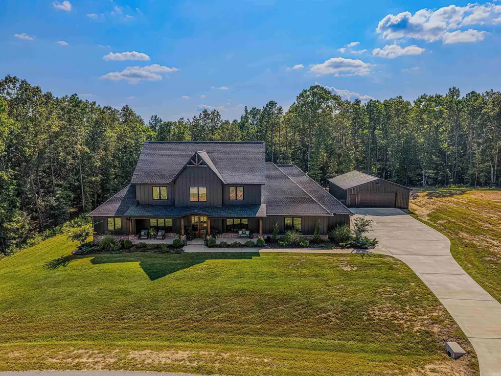 3009 Pine Hill Drive, Benton