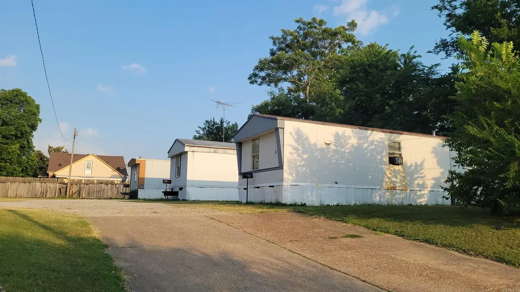 233 N Allis, Jonesboro