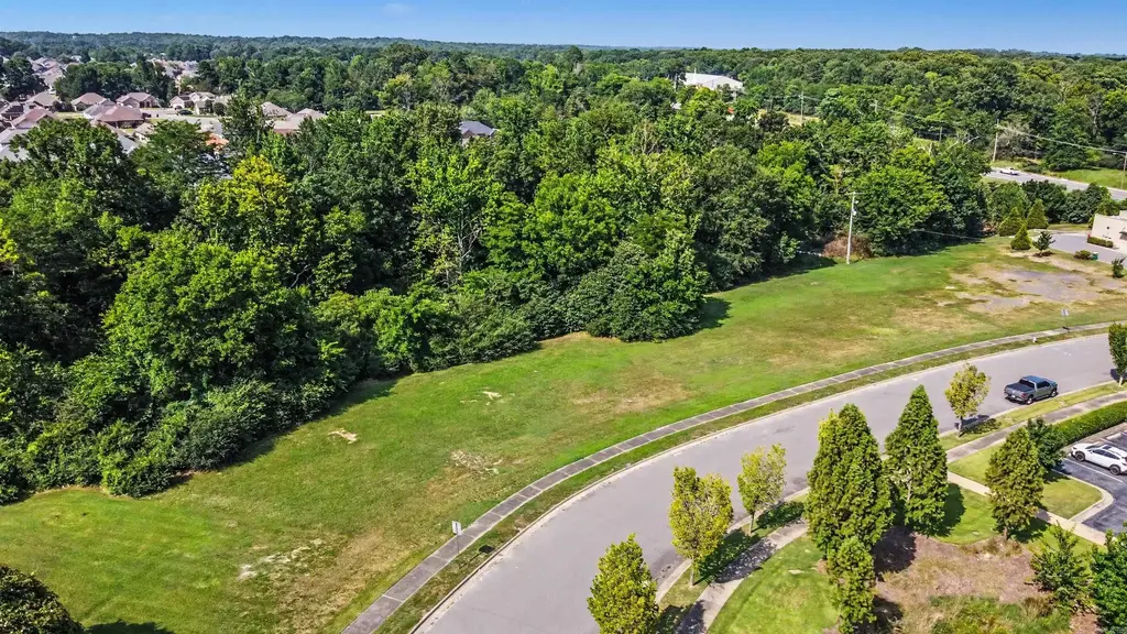 14 Otter Creek Ct, Little Rock