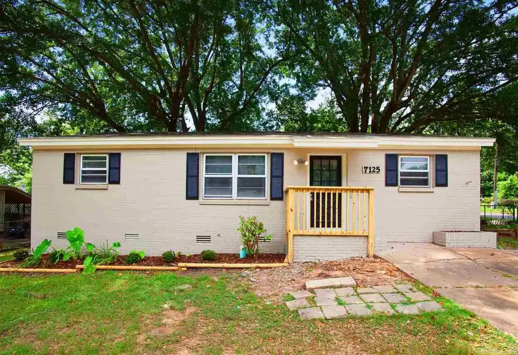 7125 Redwood Drive, Little Rock
