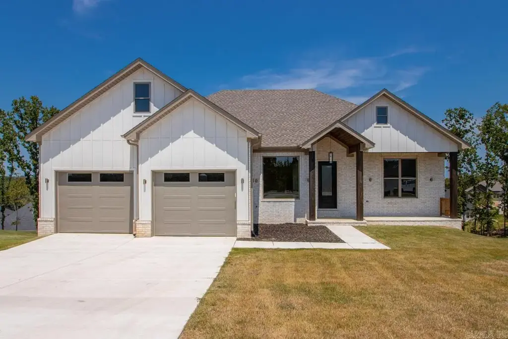 1206 Fern Ridge Road, Sherwood