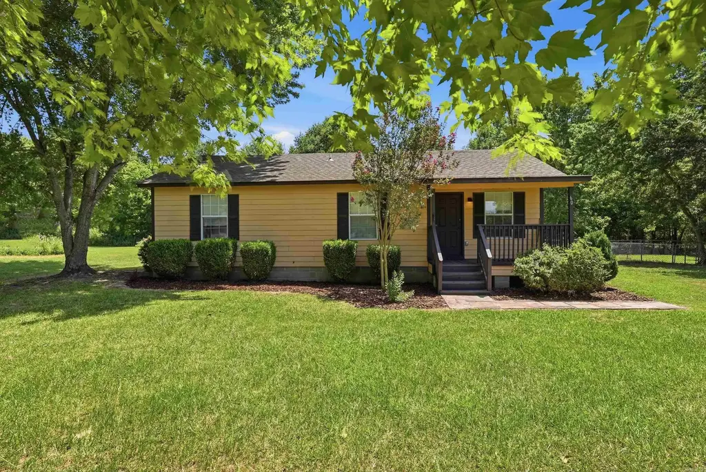 60 Azalea Loop, Conway