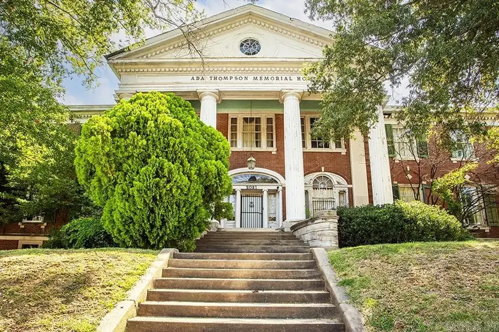 2021 S Main Street, Little Rock