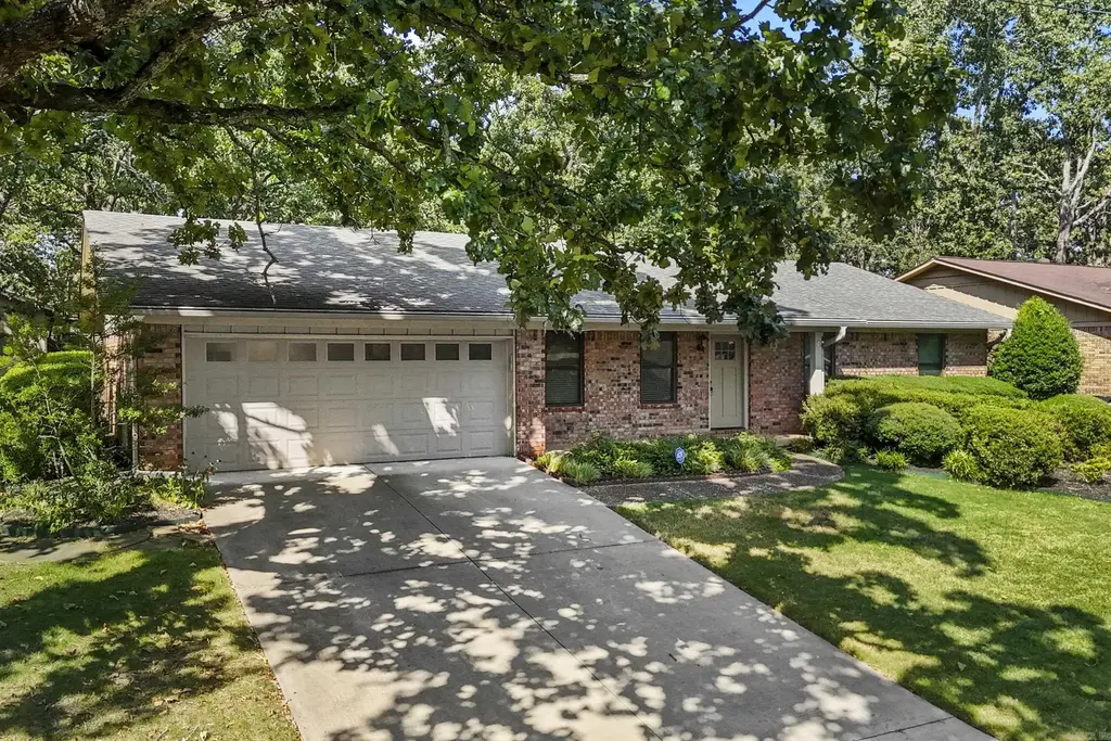1817 War Eagle Drive, North Little Rock