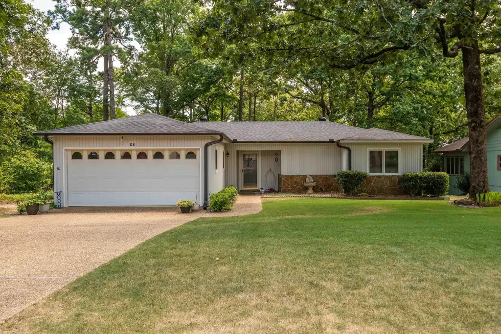 55 Alicante Road, Hot Springs Village