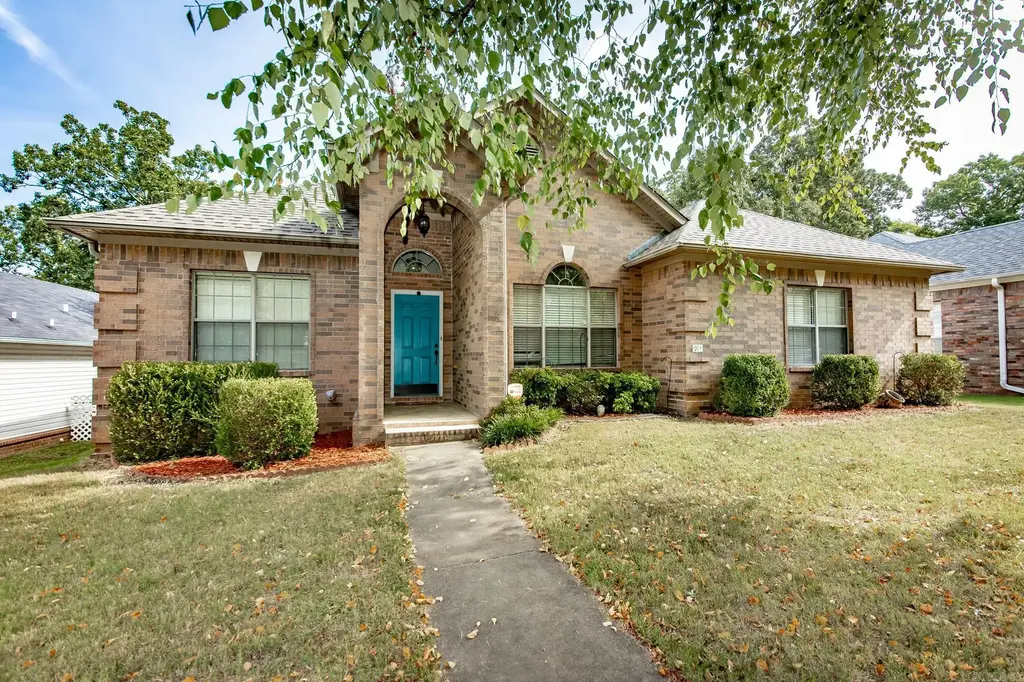 91 Rolling Oaks Drive, Maumelle