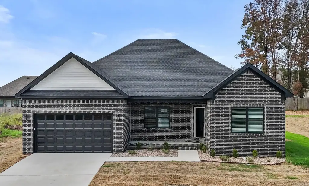 103 Michael Drive, Beebe