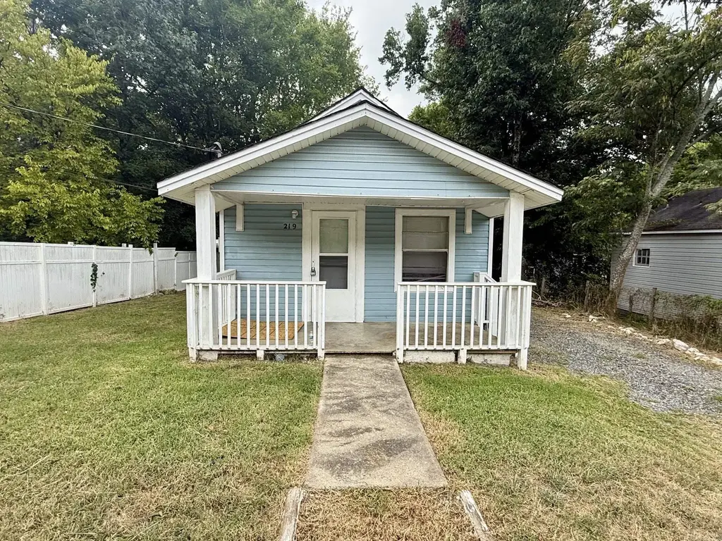219 Wood Street, Hot Springs