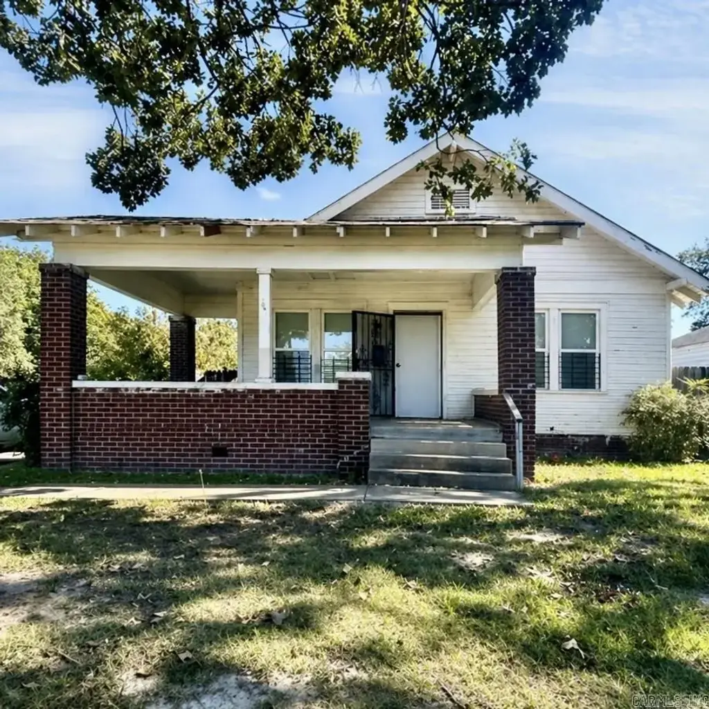 1624 Pike Avenue, North Little Rock