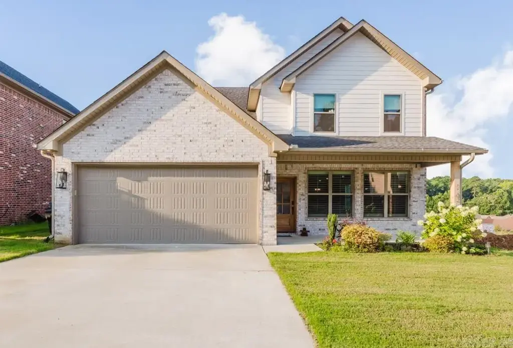 1103 Grand Teton Dr, Benton