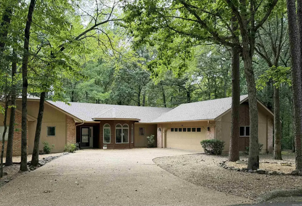 12 Emanuel Drive, Hot Springs Village