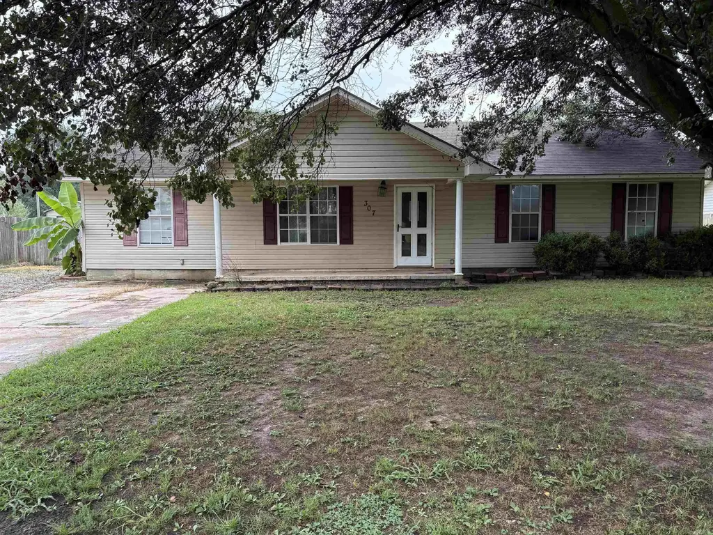 307 Southard, Bay