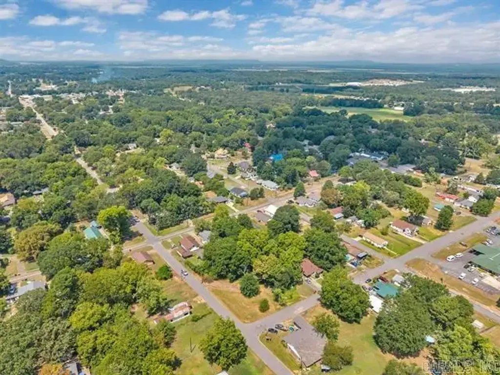 603 N Division St, Morrilton