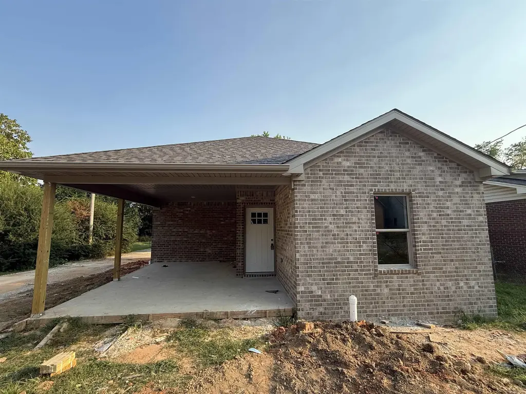 612 E Lake St, Paragould