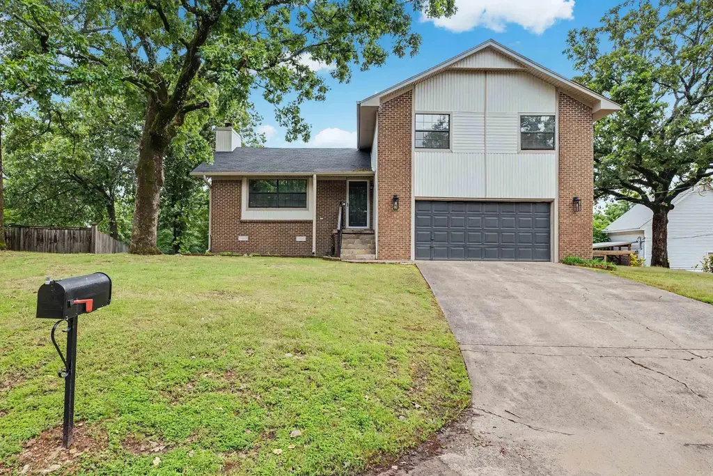 183 Sunset Drive, North Little Rock
