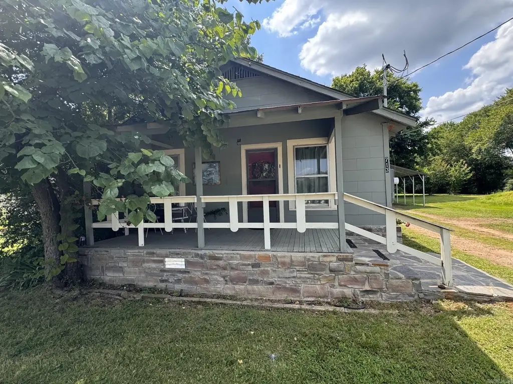 713 N Montgomery Street, Clarksville