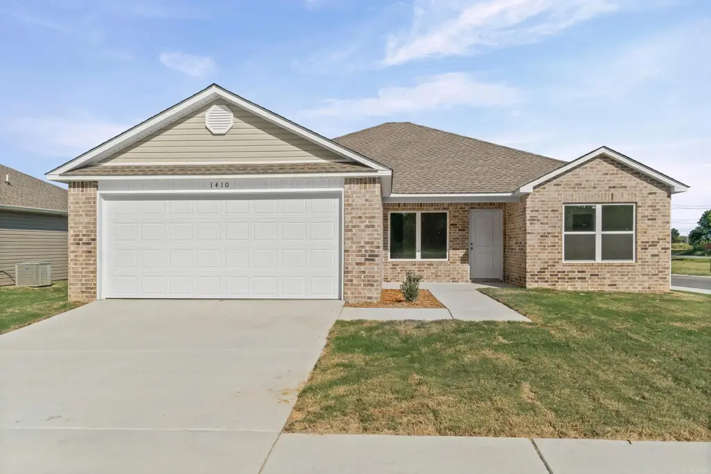 1410 Manor Oaks Boulevard, Searcy