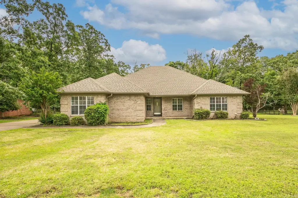 44 Gleneagle Drive, Cabot