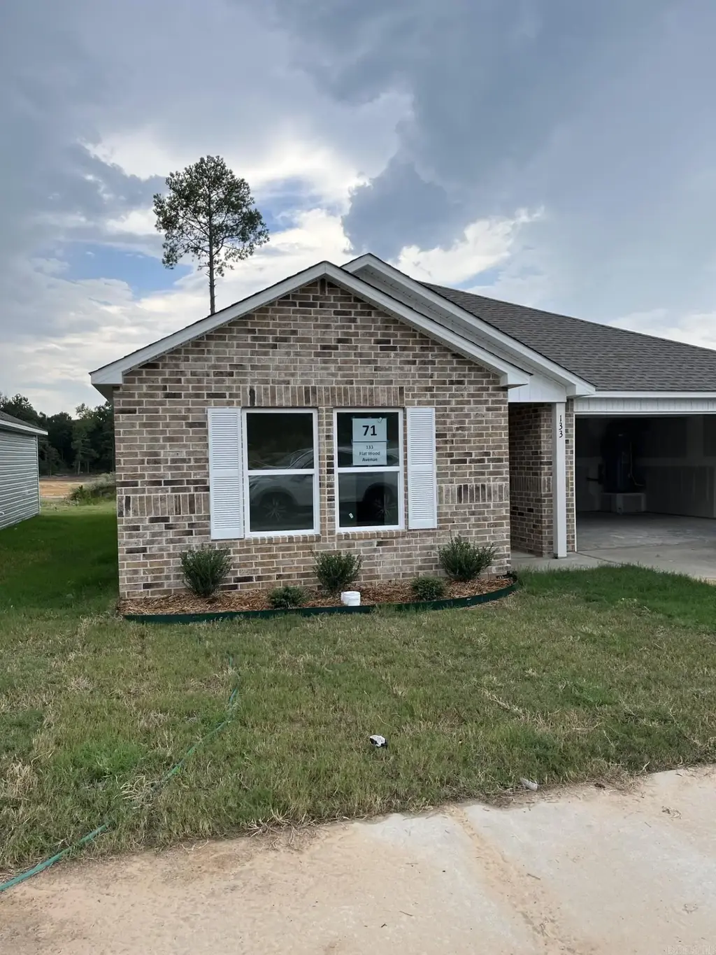 133 Flat Wood Avenue, Benton