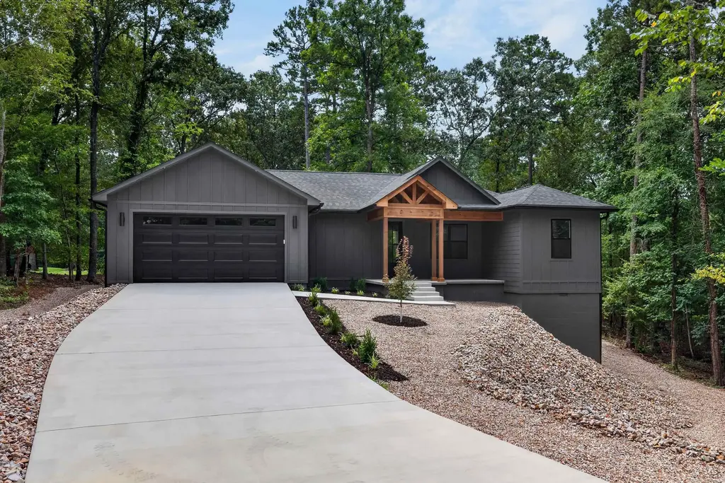 32 Sergio Way, Hot Springs Village