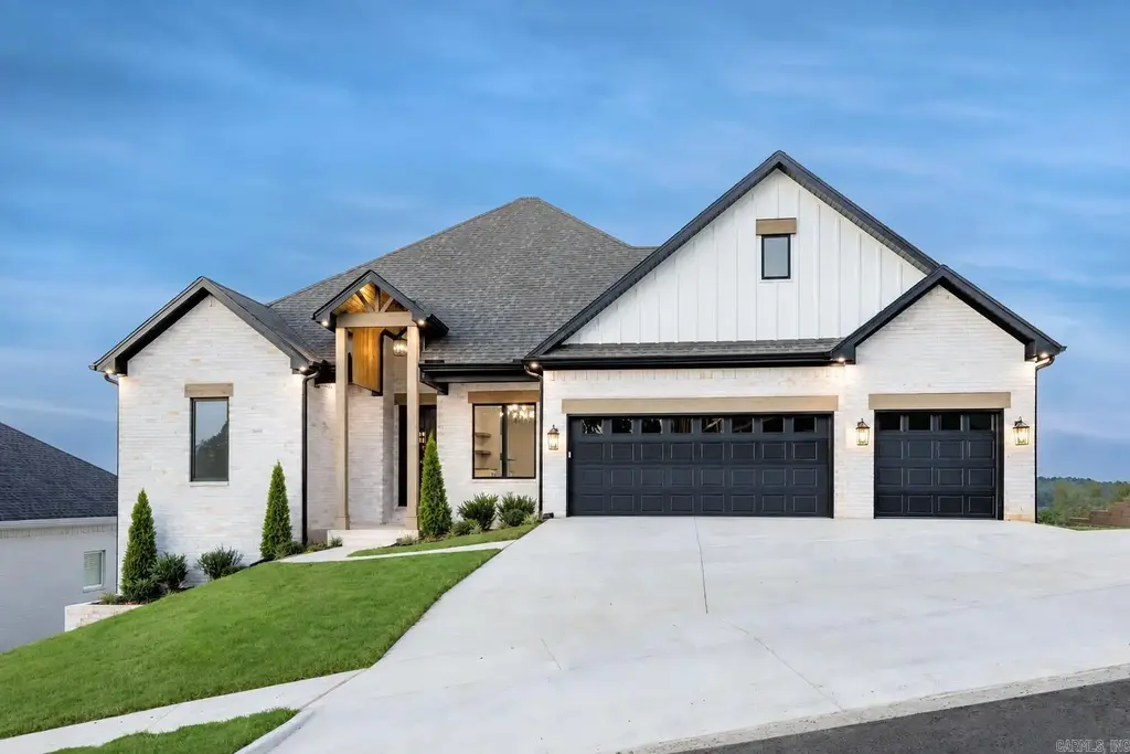 183 Maumelle Valley Drive, Maumelle