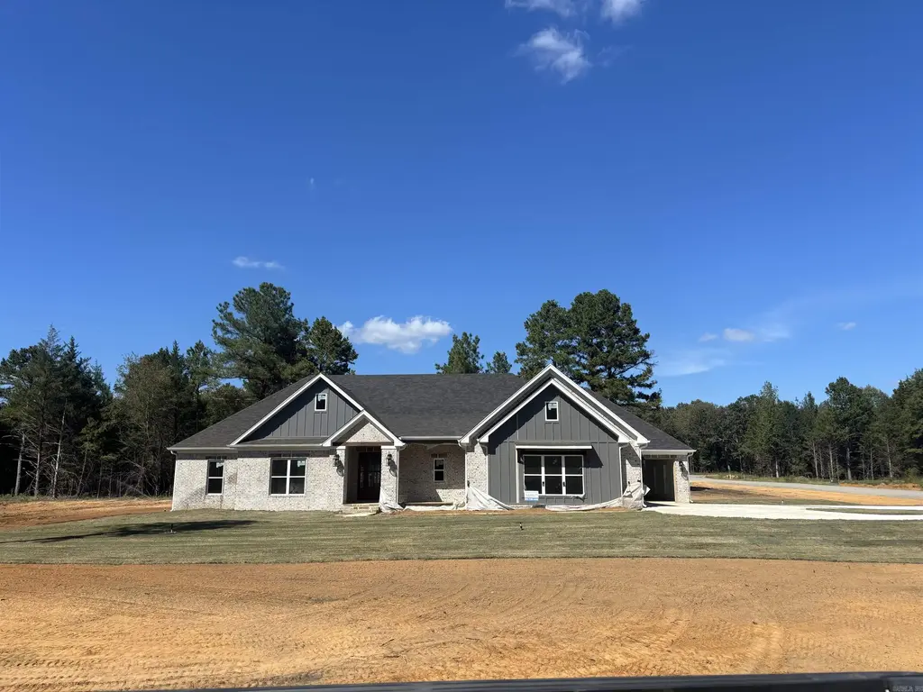1 Silver Fox Cove, Greenbrier