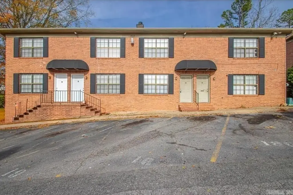 1809 Reservoir Road, Little Rock