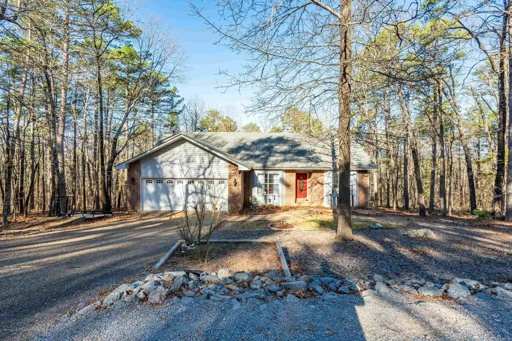 4 Narcisco Circle, Hot Springs Village