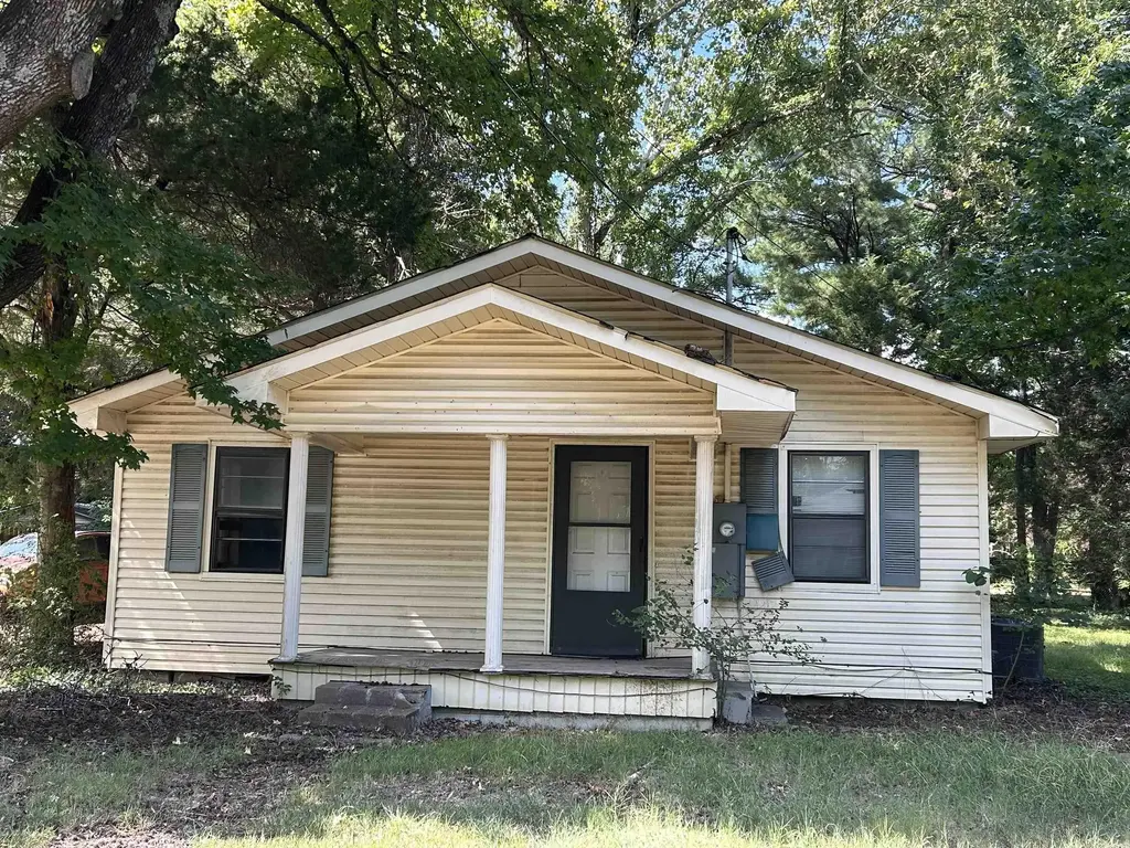 216 Spruce, Jonesboro