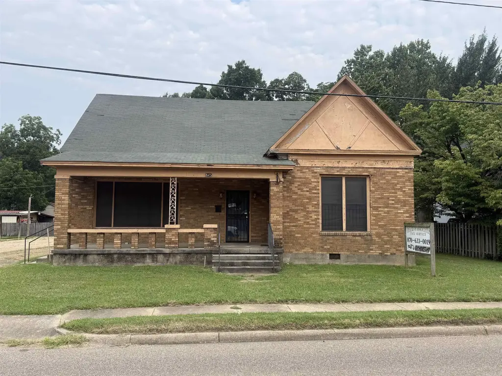 845 N Washington St Street, Forrest City