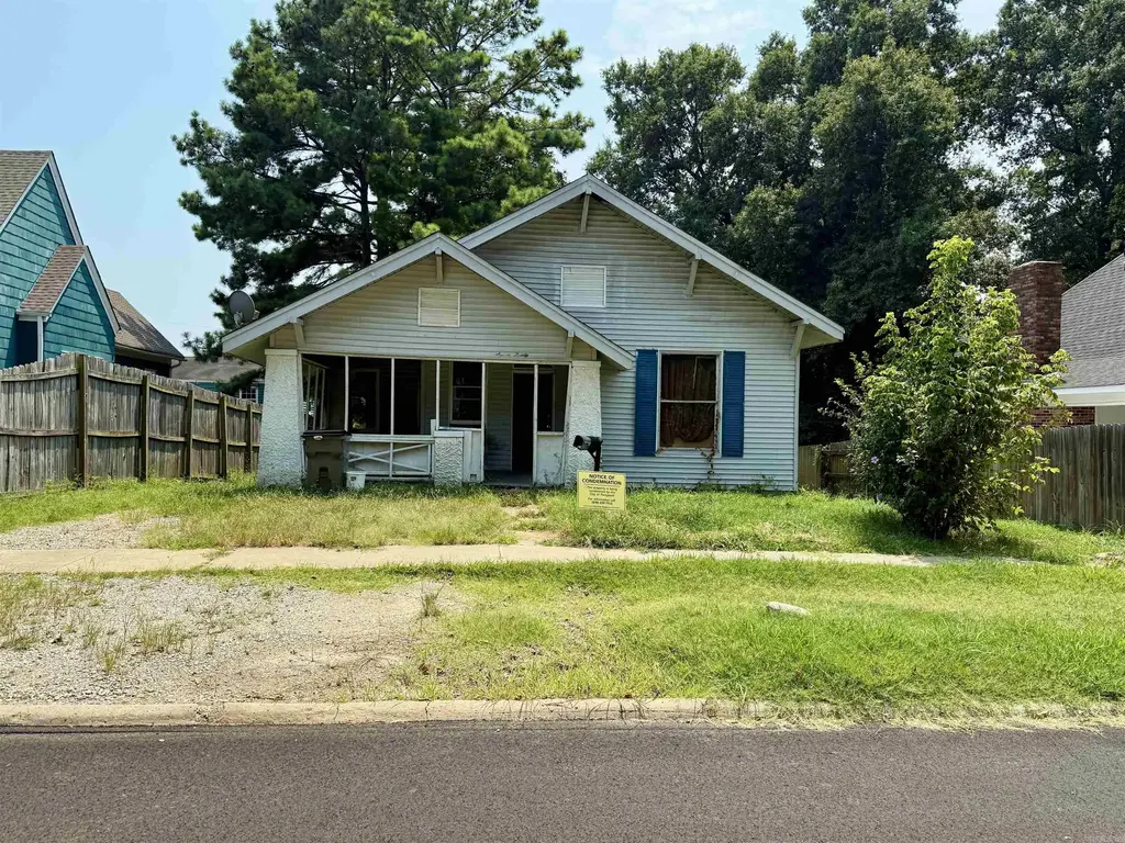 720 W Emerson Street, Paragould