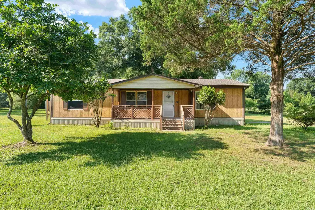579 Christy Lane, Benton