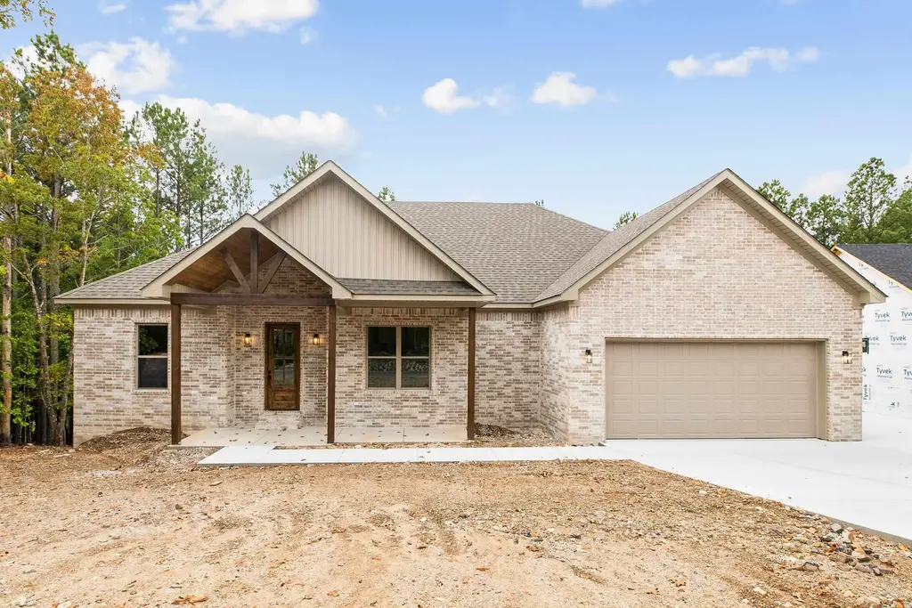 5 Nubarron Lane, Hot Springs Village