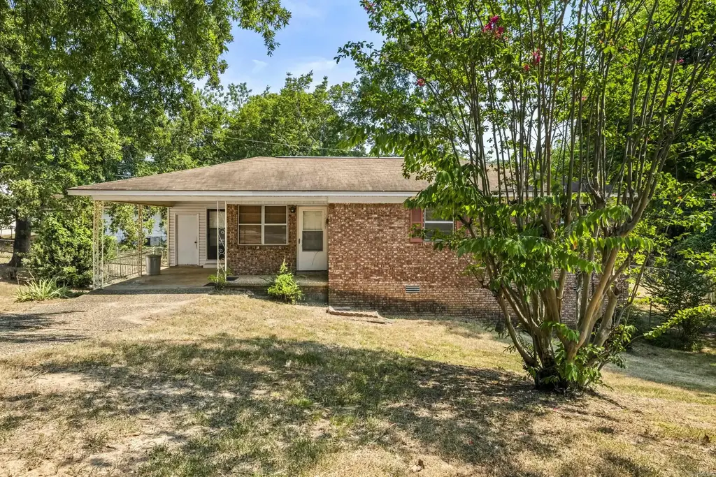 28 Greycourt Circle, North Little Rock