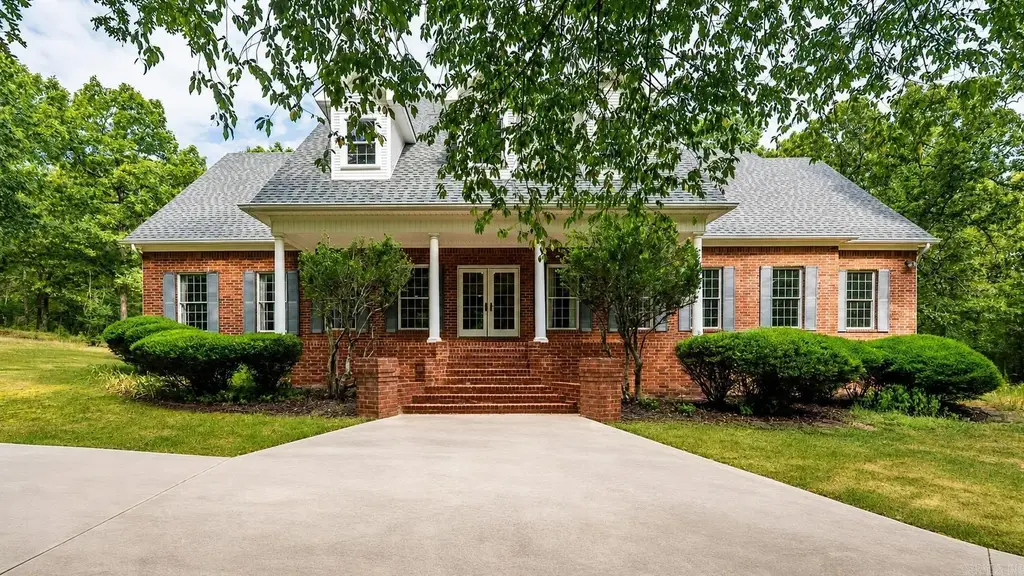 4700 Ridgefield Lane, Little Rock