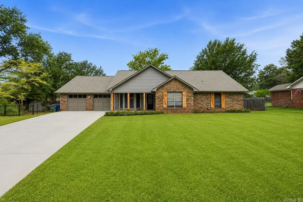 9 Chester Cove, Conway