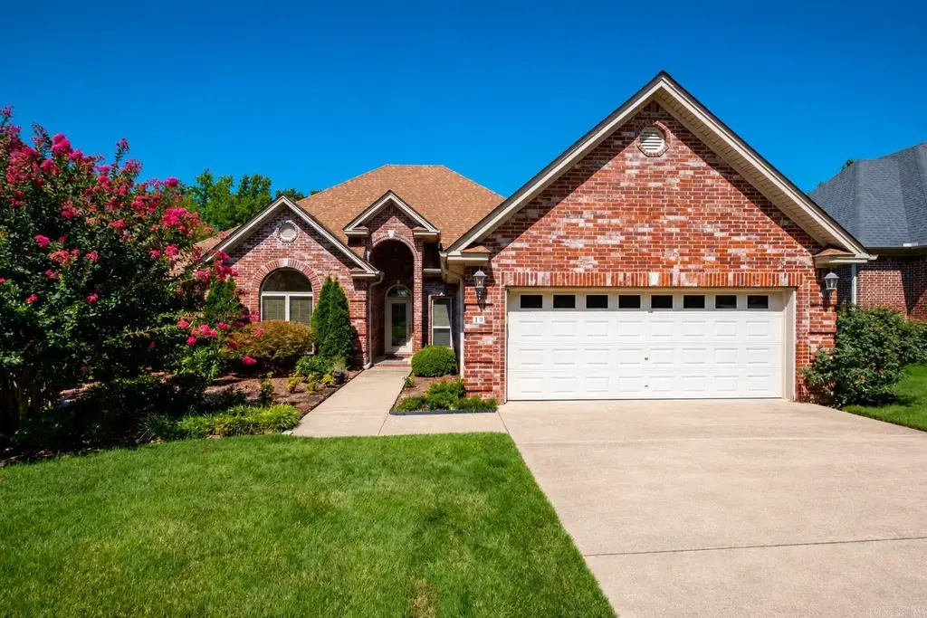 10 Chemin Court, Little Rock