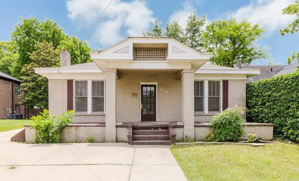316 W Conway St, Benton