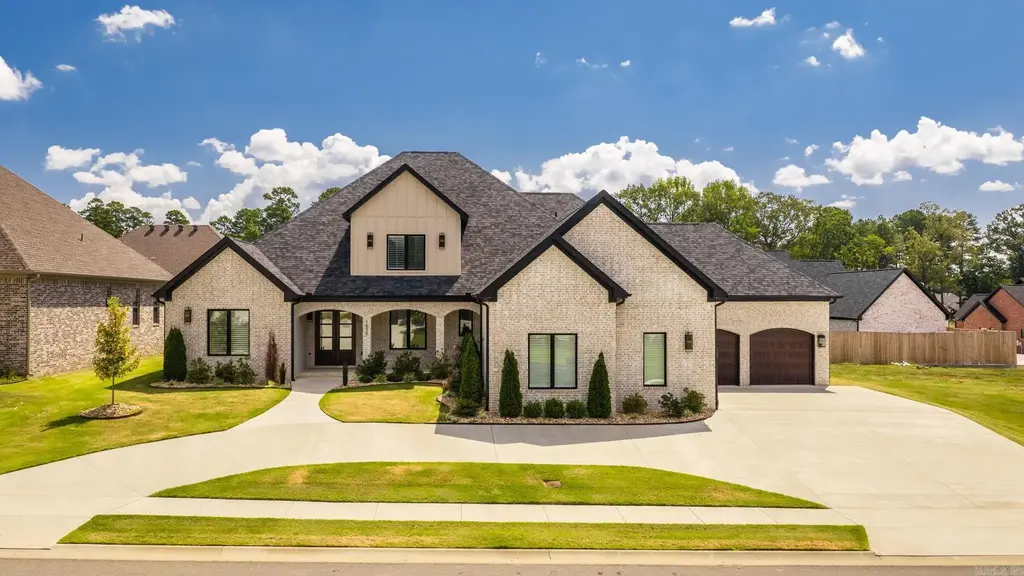 1630 Dolphin Drive, Conway