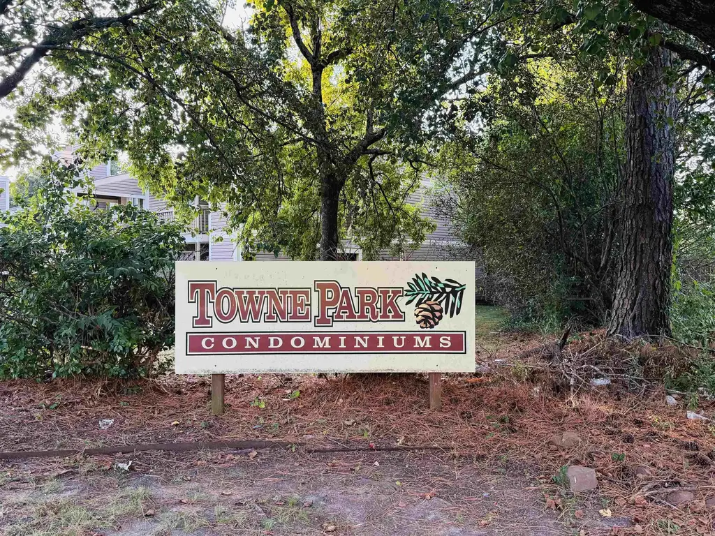 6 Towne Park Ct #3, Little Rock